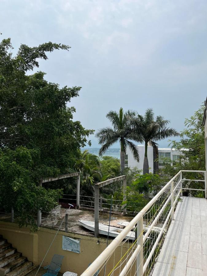 Teques Inn Текескитенго Экстерьер фото