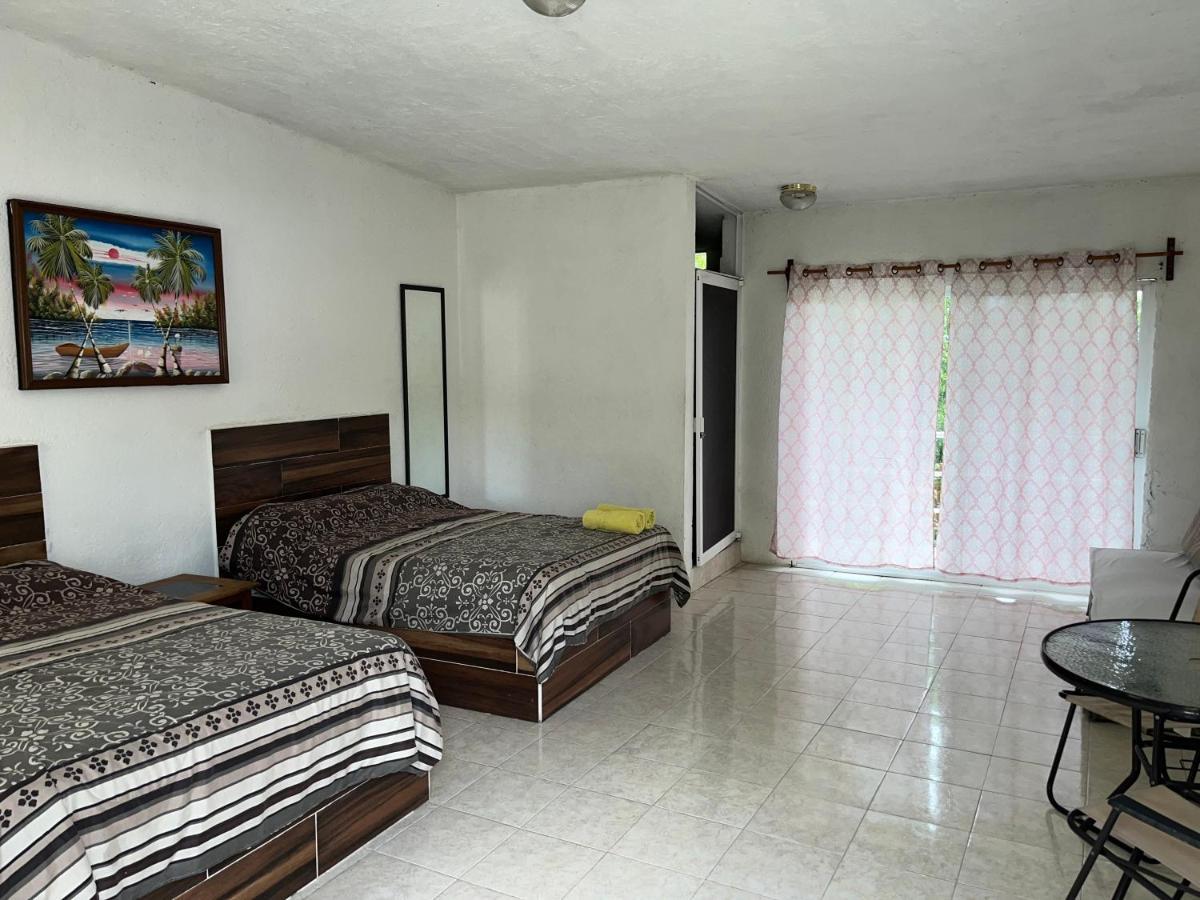 Teques Inn Текескитенго Экстерьер фото